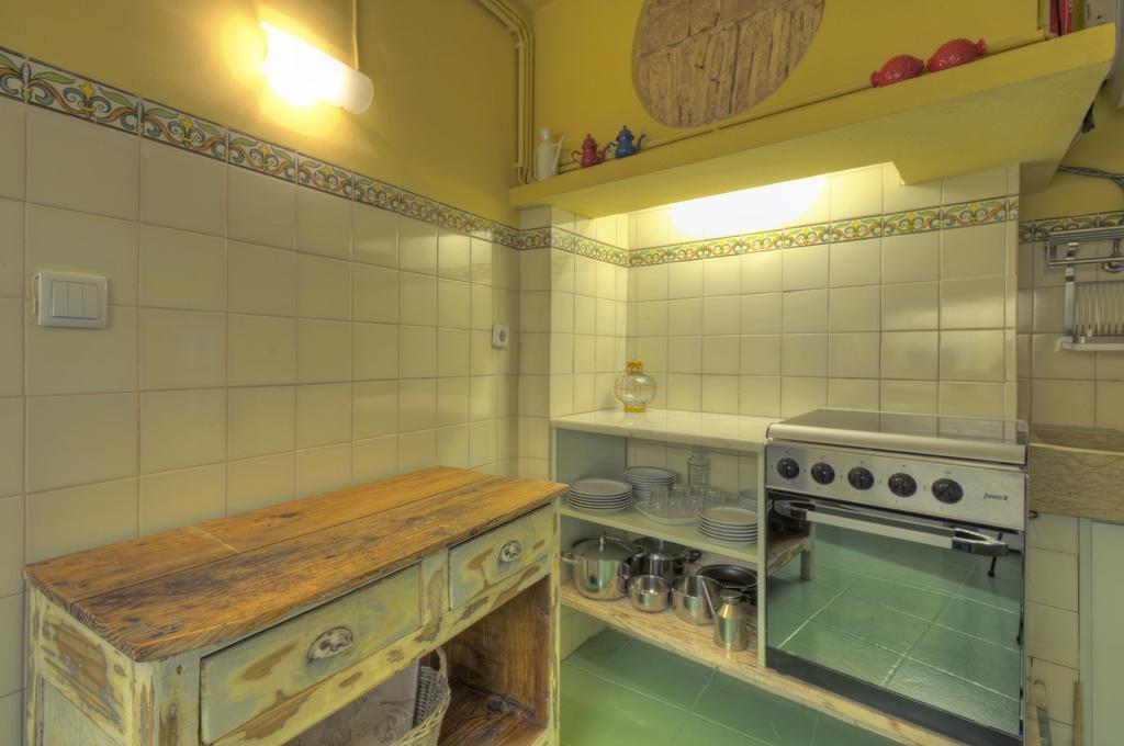 Stay Local In Alfama! Alice Central Home, Near River Lisbon Exterior photo